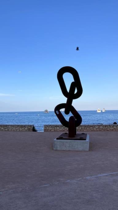 Studio Balcon, Centre Ville, Proximite Plages, Commerces, Restaurants, Musees... 昂蒂布 外观 照片