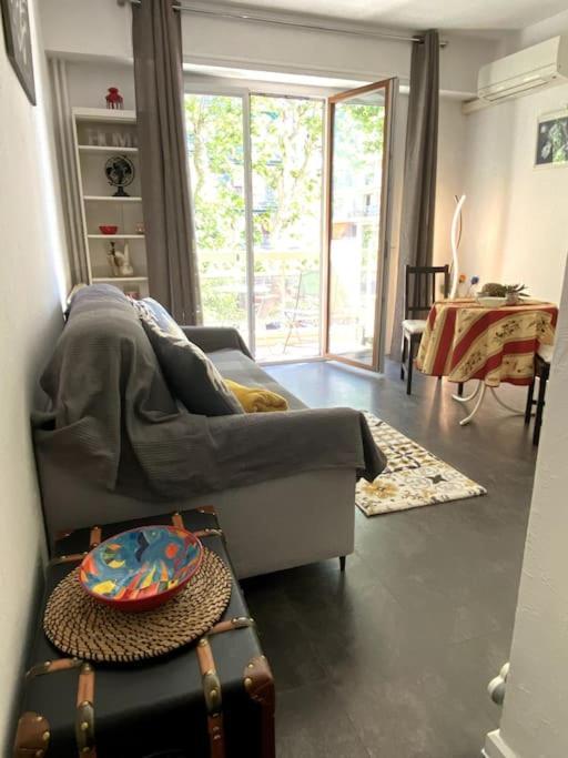 Studio Balcon, Centre Ville, Proximite Plages, Commerces, Restaurants, Musees... 昂蒂布 外观 照片