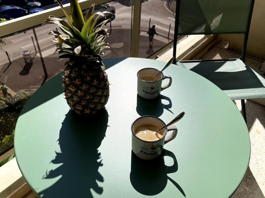 Studio Balcon, Centre Ville, Proximite Plages, Commerces, Restaurants, Musees... 昂蒂布 外观 照片