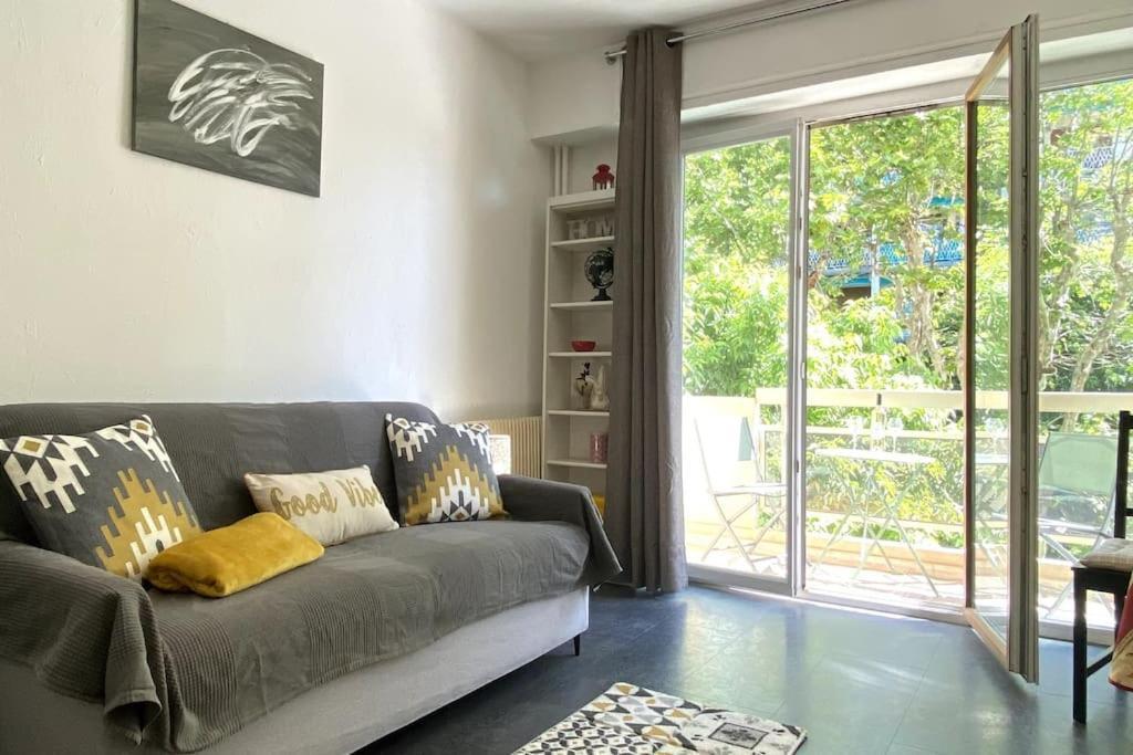 Studio Balcon, Centre Ville, Proximite Plages, Commerces, Restaurants, Musees... 昂蒂布 外观 照片