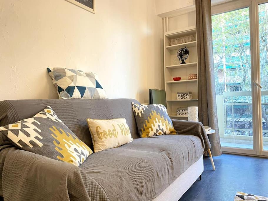Studio Balcon, Centre Ville, Proximite Plages, Commerces, Restaurants, Musees... 昂蒂布 外观 照片